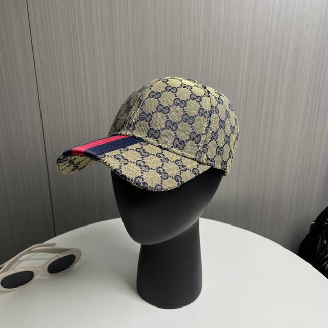 gucci Gucci 2 Official Website Is Launched Simultaneously Korean Version Of T