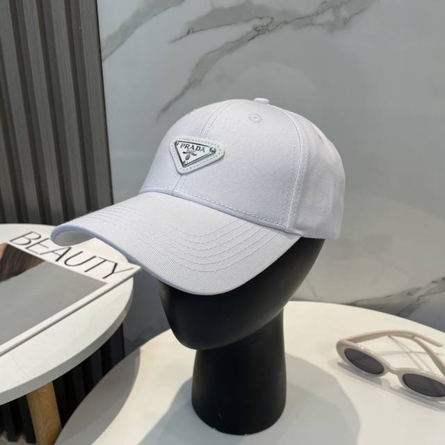 Prada New Spring Style Personalized Baseball Cap High Quality Breathability Grea