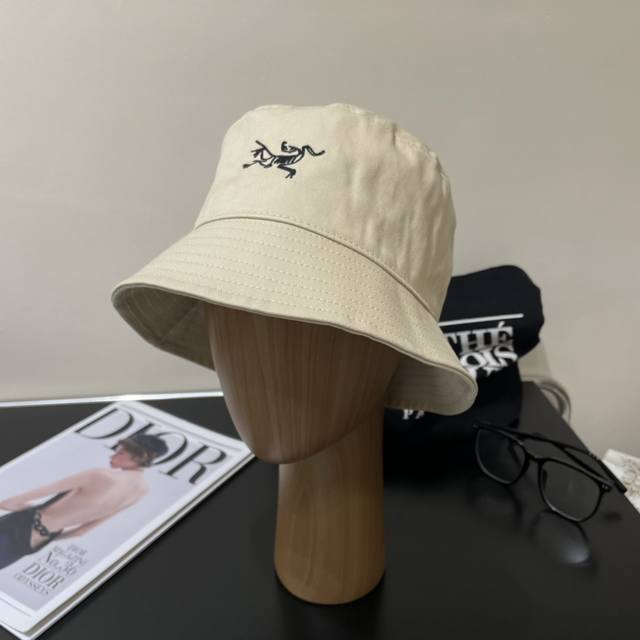 arcteryx Arc'teryx New Embroidery Counter Synchronization Baseball Cap Big Br