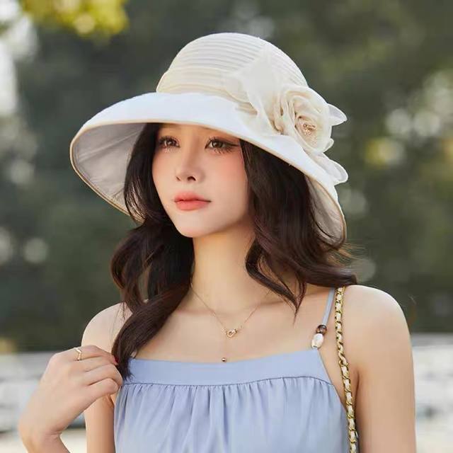 Burberry 2025 New Niche Sun Hat Female Beach Fisherman Hat Organza Flower Mother