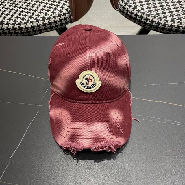 Moncler New Baseball Cap Internet Celebrity. Fashion Blogger's Favorite High Qua