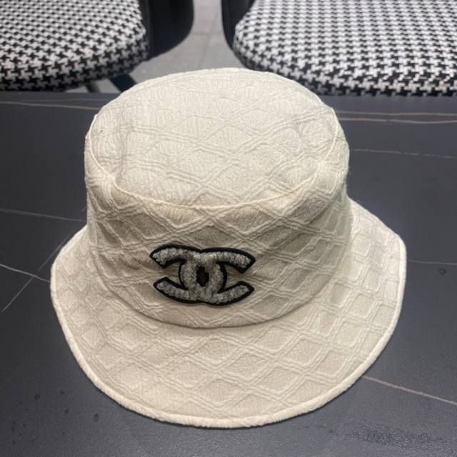 chanel Chanel New Spring Bucket Hat Classic Style Ultra-Light Color Is Very V