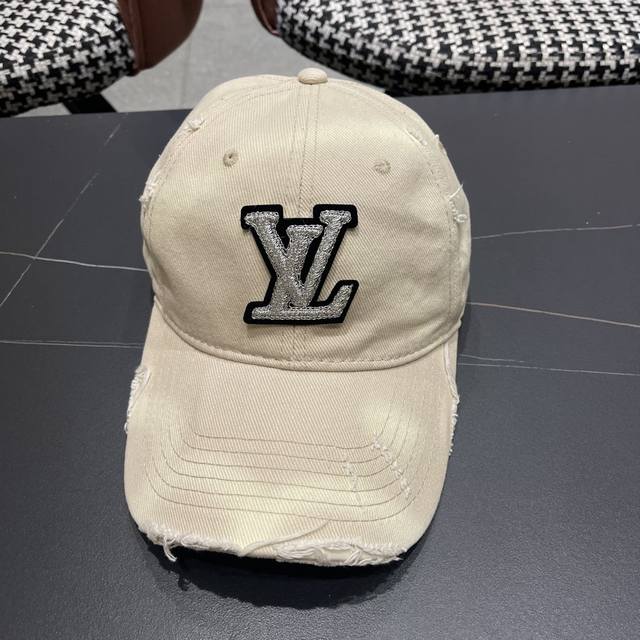 lv Louis Vuitton Baseball Cap Is Light And Breathable. The Perfect Fit Is Acc