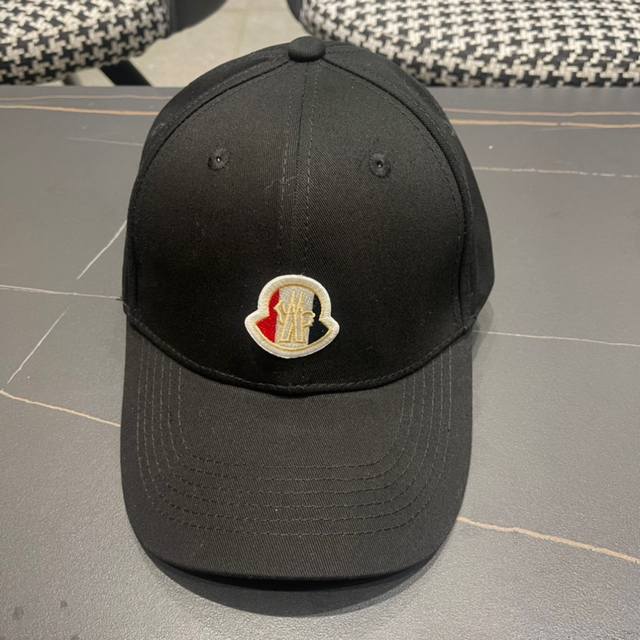 Moncler Logo Baseball Cap A Must-Have For Those Who Don't Wear Makeup It Looks V
