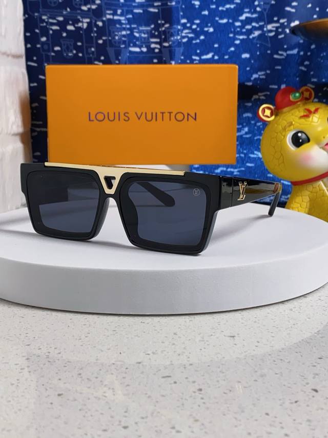 lv Louis Vuitton 2025 New Craftsmanship European And American Fashion Large F