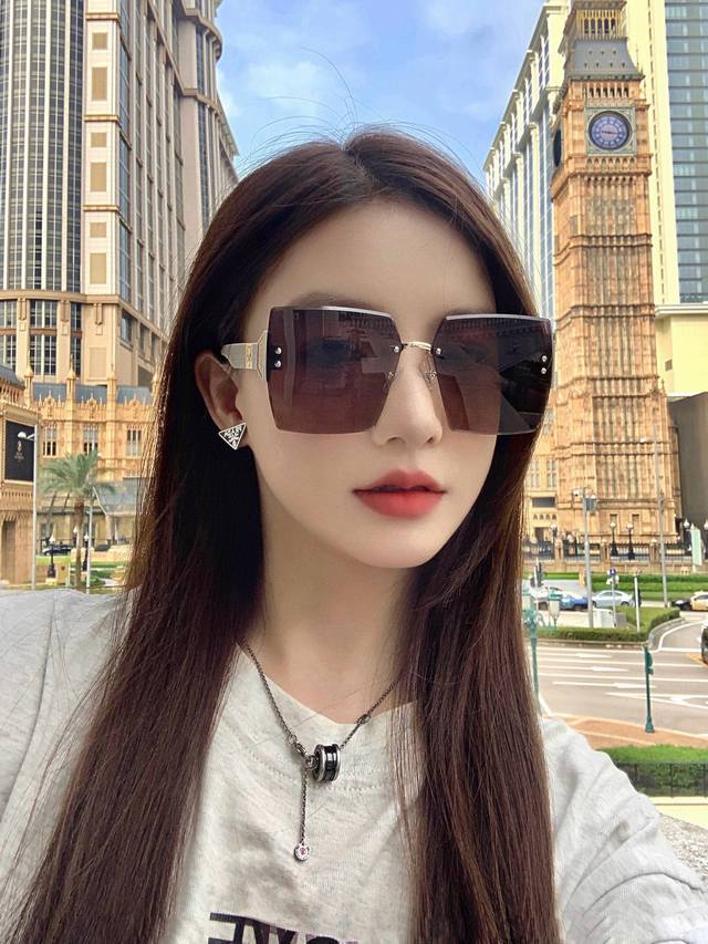 Brand C D Model 5193 Description Women's Sunglasses Hd Nylon Piece Large Frame S