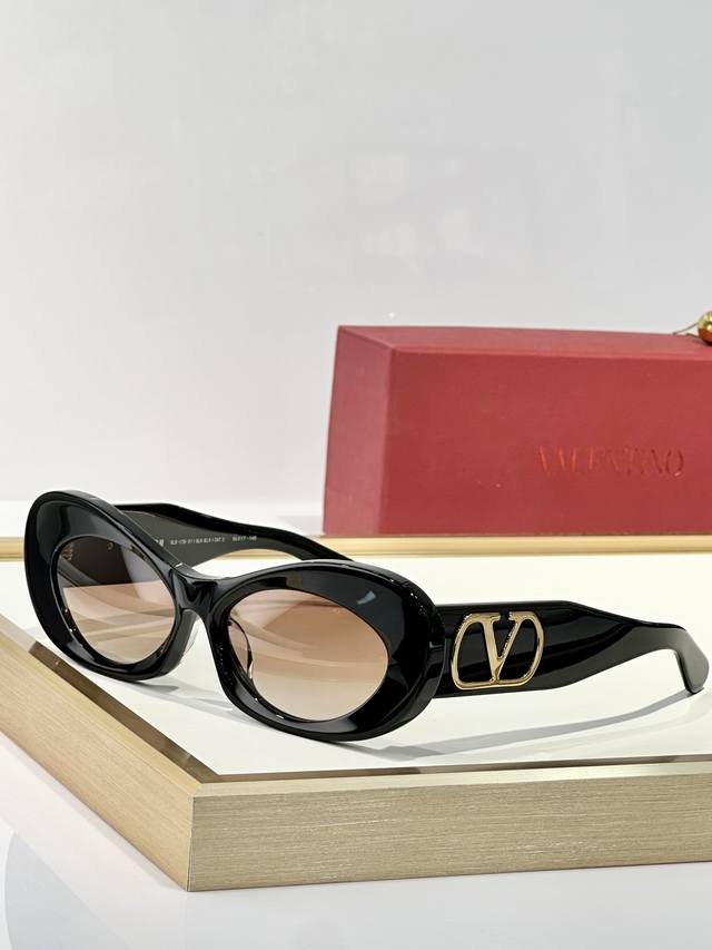 valentinoino Mo D Vls-178 Size 56-17-140