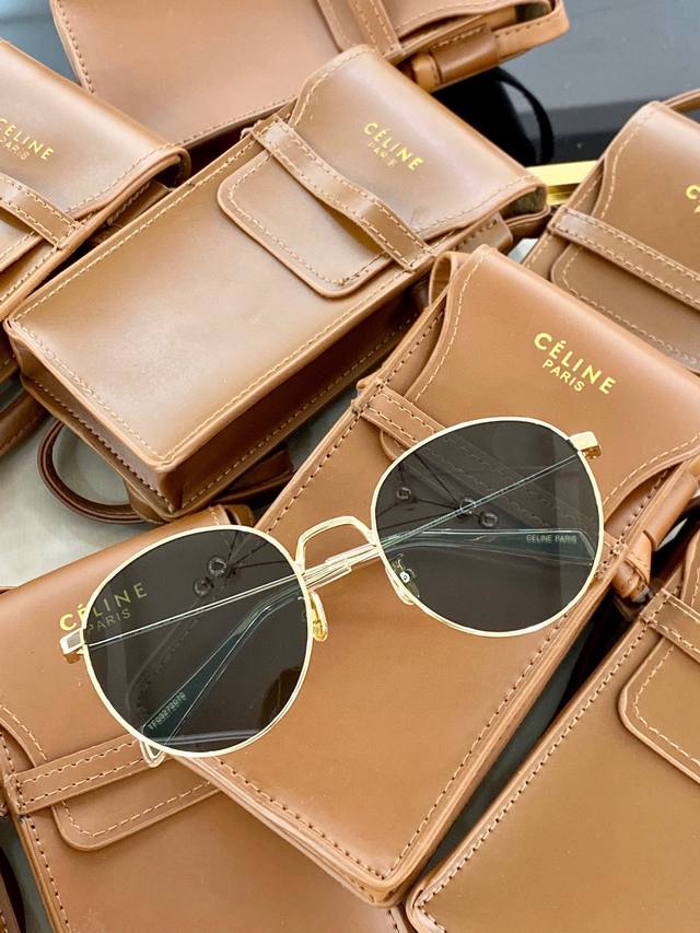 celine Cl40100 Size 51 Ports 21-145