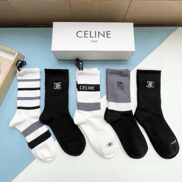 Comes With Packaging. One Box Contains Five Pairs Of Celine High-Quality, Super