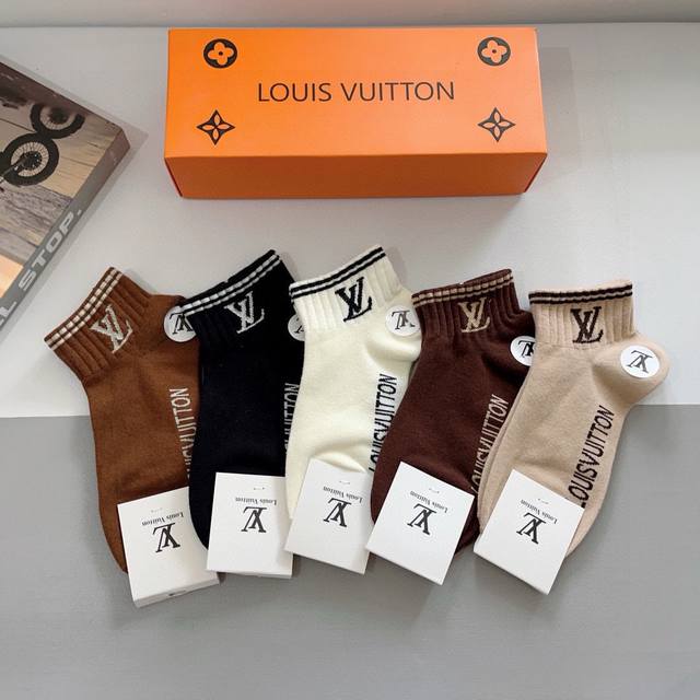 Comes With Packaging. 5 Pairs Of Lv Louis Vuitton Super Popular Small Single Pro