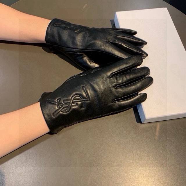 New Exclusive First Release Yves Saint Laurent Yls Touch Screen Women's Gloves O
