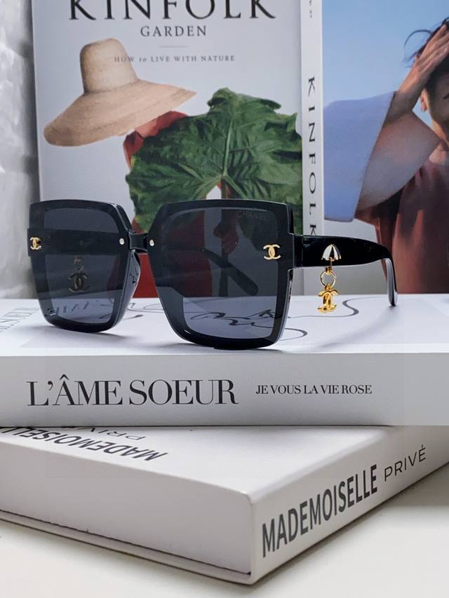 chanel Chanel 2025 New Fashion Sunglasses High-End Large Frame Small Face Gra