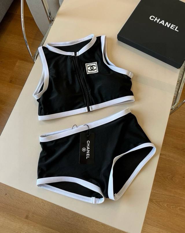 chanel Chanel's New Two-Piece Swimsuit Is Suitable For A Variety Of Scenarios