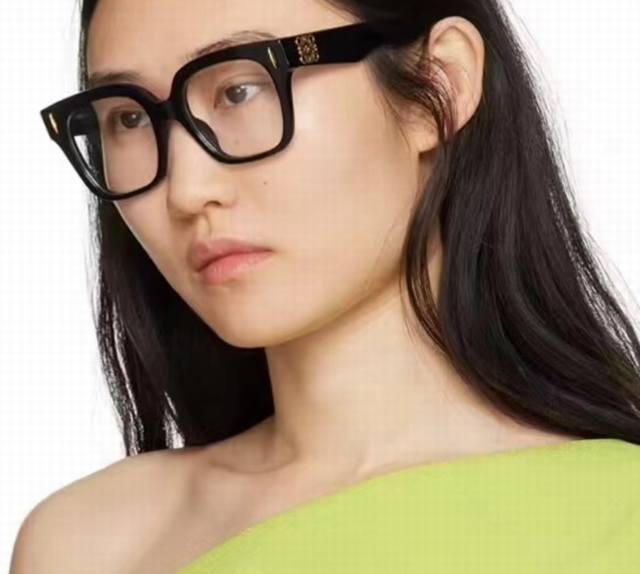 loewe 2025 New European And American Light Luxury Fashion Version High-End Go