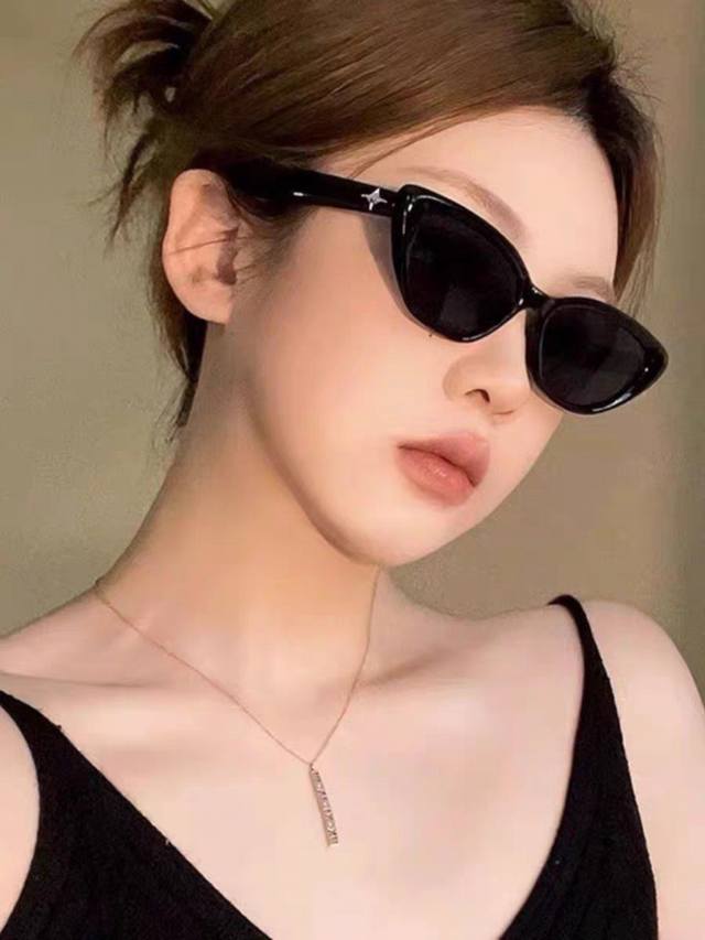 gentle Moster Gm 2025 New European And American Style Small Frame Sunglasses