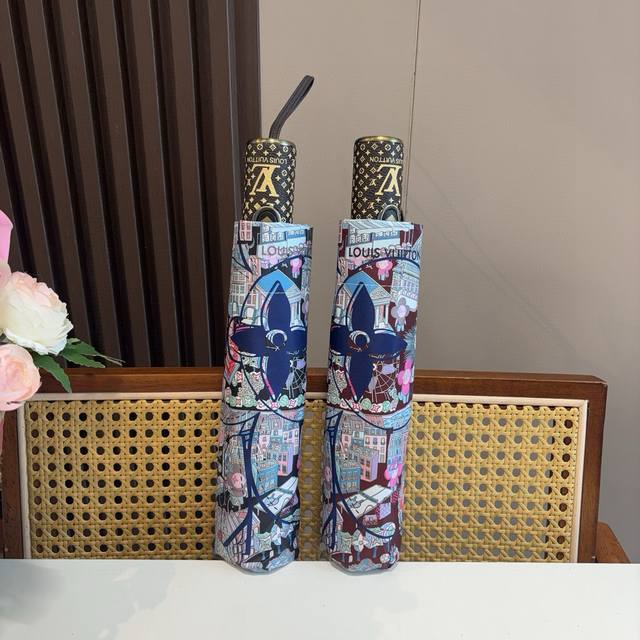 louis Vuitton Louis Vuitton's New Three-Fold Automatic Folding Umbrella With