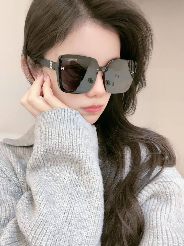 New Chanel Chanel Sunglasses Interpret The Latest Spring And Summer Glasses With