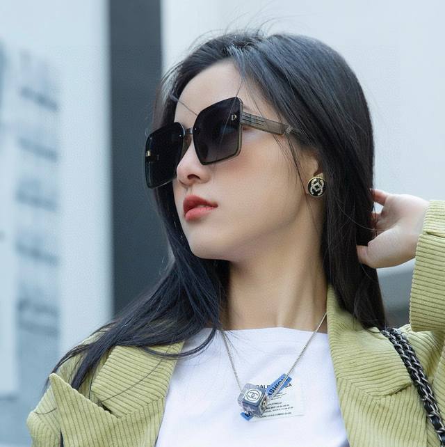 dior-Dior 2025 Spring New Trend Hot Fashion Square Frame Polarized Sunglasses