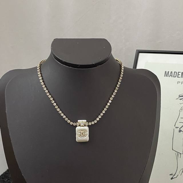 Chanel Necklace Hot-Selling Model Exploded New Consistent Zp Chan 23 Perfume Bot
