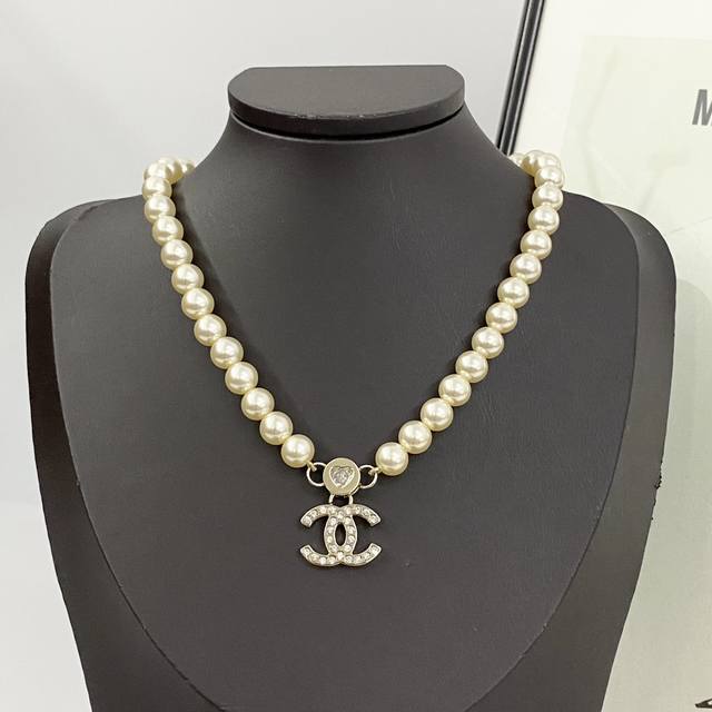 Chanel Necklace Is Hot Selling And Has A New Arrival Chan 24 Hollow Heart Rhines