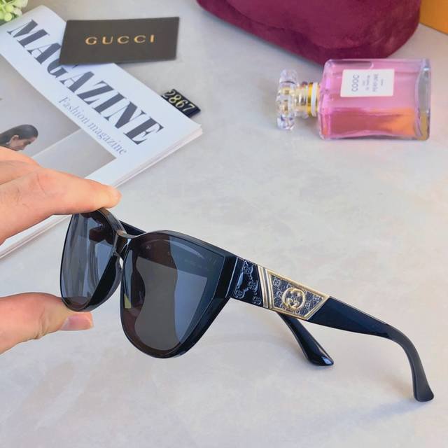 gucc*New Style Trendy Large Frame Sun Glasses, Fashionable And Simple Sunshad