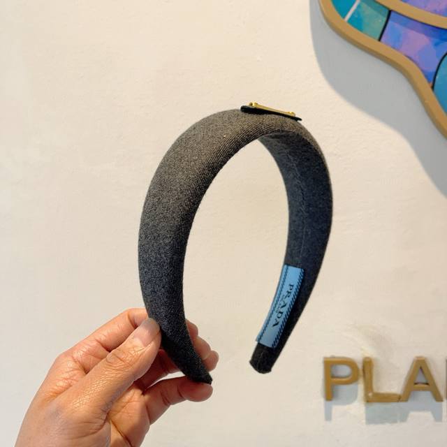 With Packaging Prada Prada Autumn And Winter New Woolen Trend Letter Headband Te