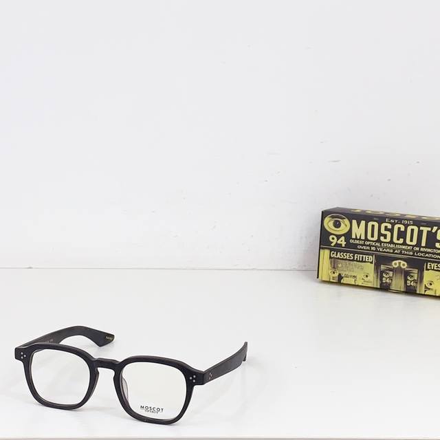 moscot Momza Size 50 Mouth 21-145