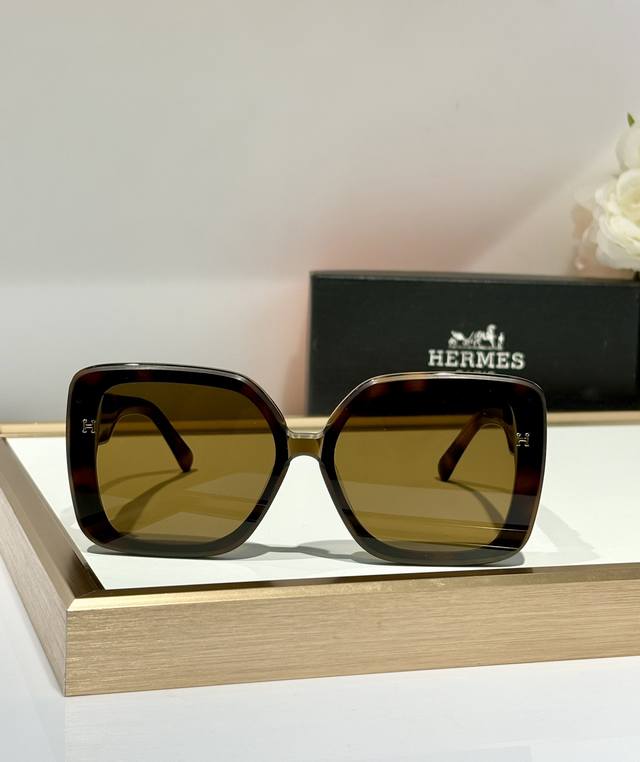 hermes Classic Mod Hs1907 Size 55-18-145