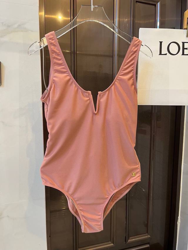 Te Lv One-Piece Swimsuit Is Suitable For A Variety Of Scenes. It Can Be Worn As