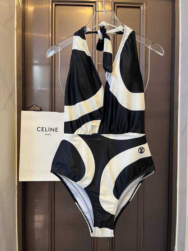 Special P Lv Louis Vuitton One-Piece Swimsuit Suitable For A Variety Of Scenes.
