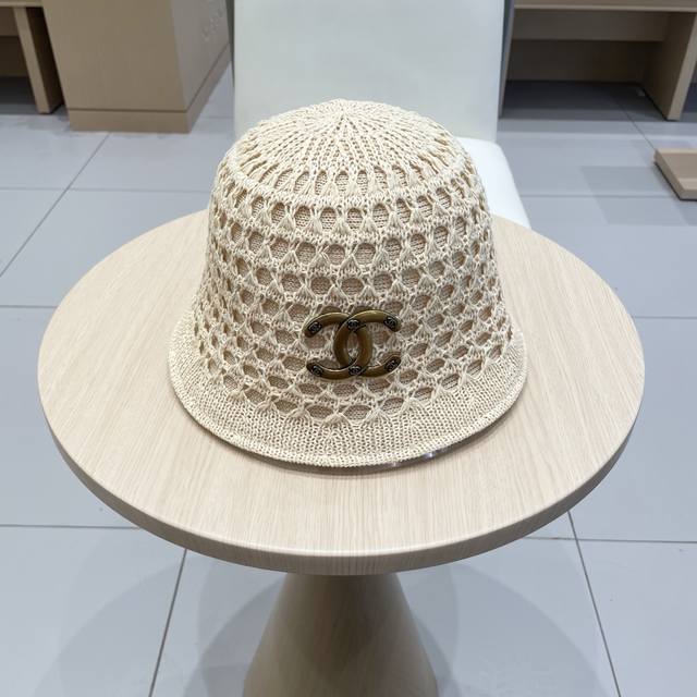 chanel Spring And Summer Hollow Breathable Fisherman Hat Women's Travel Sun P
