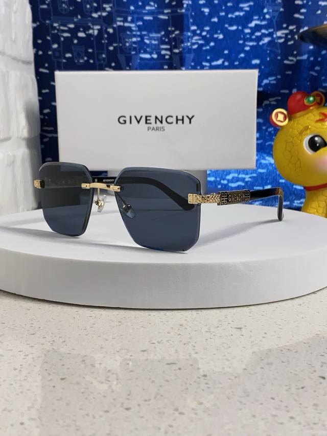Givenchy 2025 New Square Fashion Sunglasses European And American Personality Fr