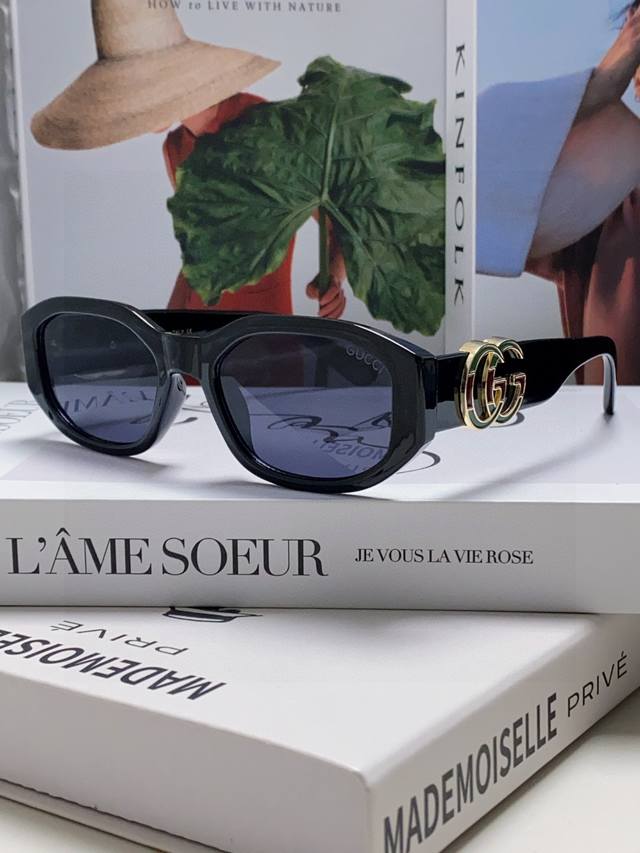 gucci 2025 New European And American Retro Trend Irregular Oval Sunglasses Me