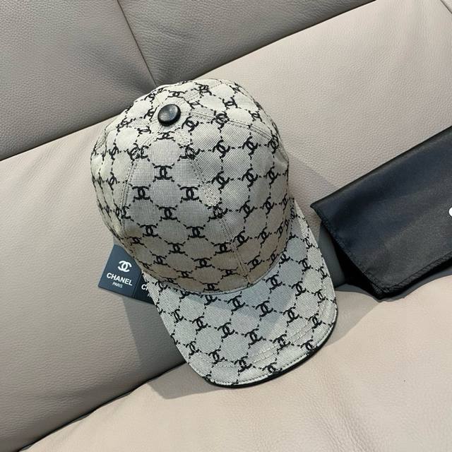 New Model Shipped With Box And Cloth Bag Chanel Chanel New Original Baseball Cap