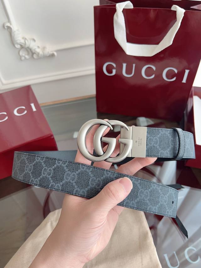 gucci 627055 Facjt Beads Black Supreme Pvc Black Old Flower Black Pigskin Pat