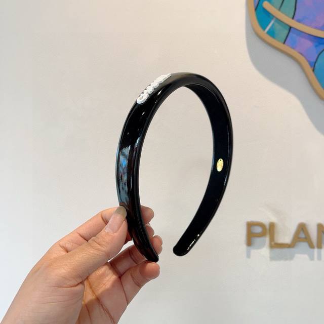 With Packaging Chanel Chanel New Patent Leather High-End Headband New Product Gi