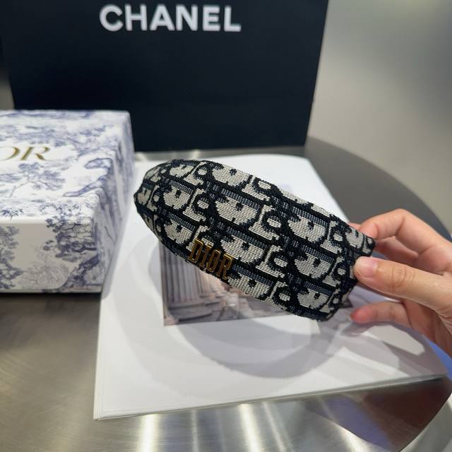 With Packaging Box Dior Dior New Cd Wide-Brimmed Headband Fashion Trend Very Bea