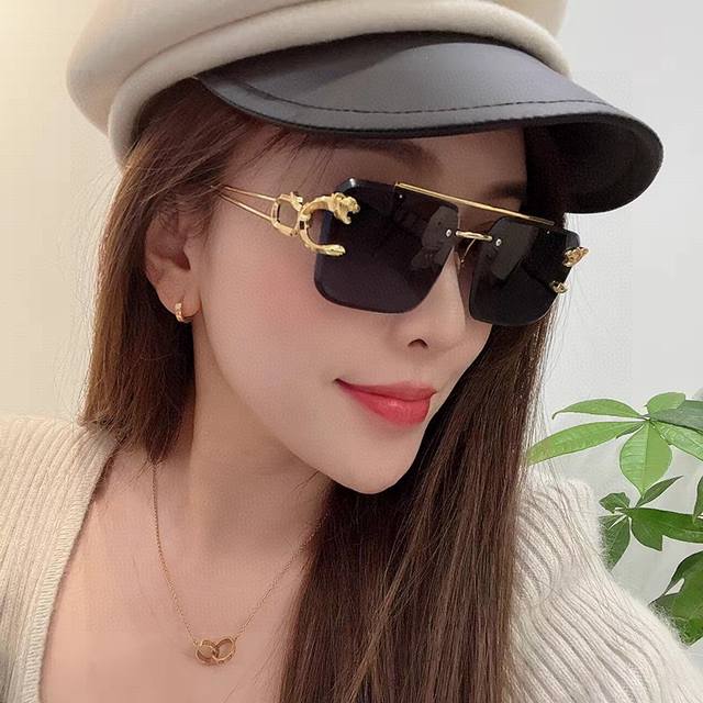 Cartier Cartier Double Beam Trimmed Frameless Sunglasses Personality Elegant Uni
