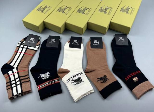 Special Burberry Burberry B's New Men's Socks, One Box Of Five Pairs Of Pure Cot