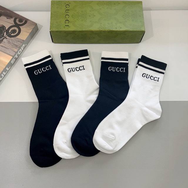 Comes With Packaging, 4 Pairs In A Box Gucci's New Long Socks Made Of Pure Cotto