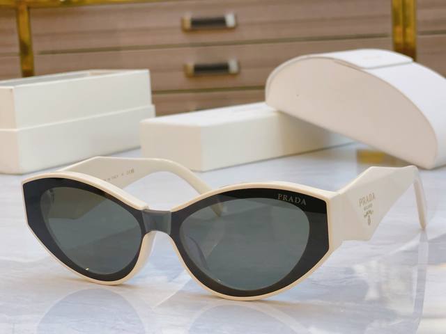 prad* Prada New Sunglasses Model Pr 203Vs Size 56 19-145