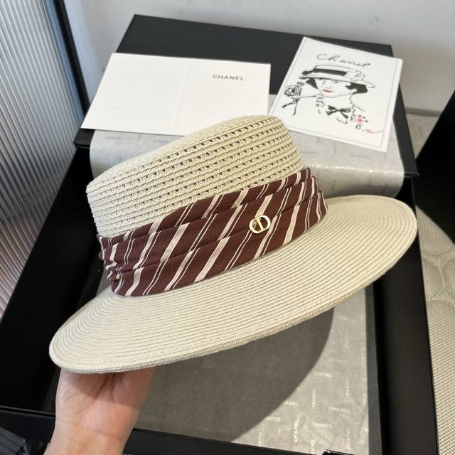 dior Dior New Flat Top Hat High-Grade Material Custom Non-Ordinary Version He