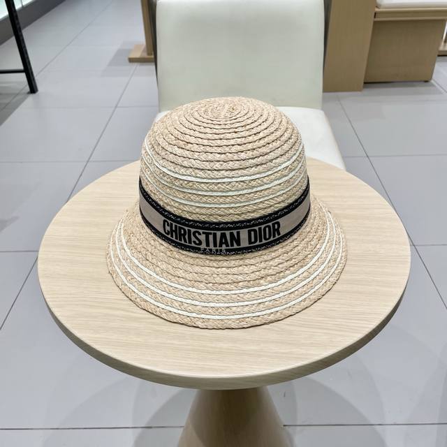 dior Dior 2025 New Casual Fashion Straw Hat Women's Spring And Summer Beach B