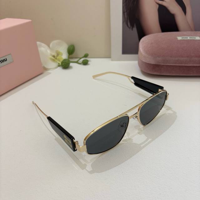 Miu Miu New Sunglasses For Men And Women, High-End Sun Protection Square Frame M