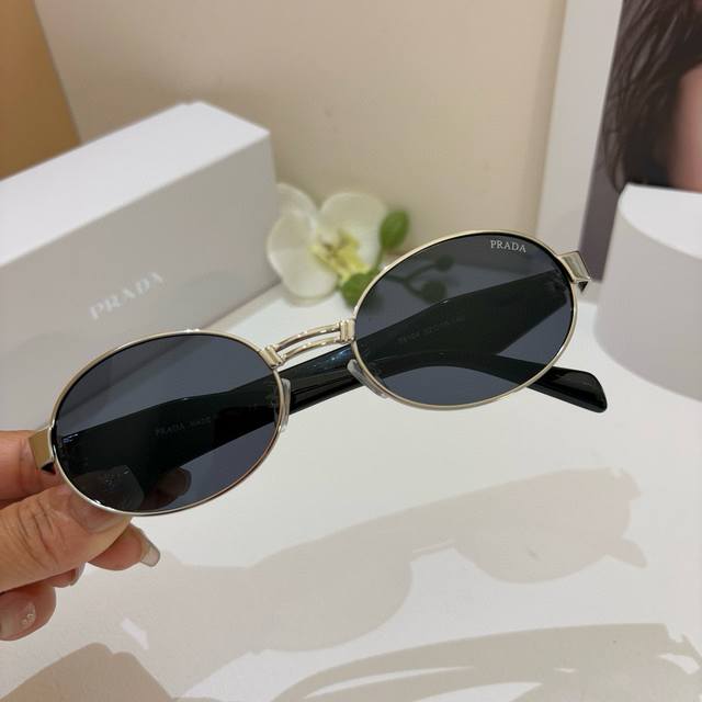 prada Prada New Round Simple Versatile Men's And Women's Sunglasses Classic F