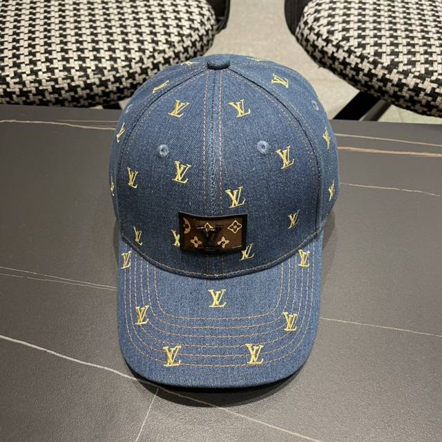 louivuittonlv New Counter New Louis Vuitton Embroidered Baseball Cap Simple A