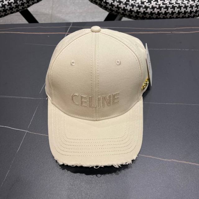 celine Celine's New Simple Baseball Cap Is Shipped Simultaneously From The Co