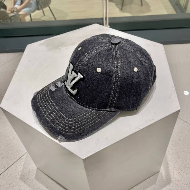 lv The Latest Baseball Cap From Louis Vuitton's Official Website. Excellent B