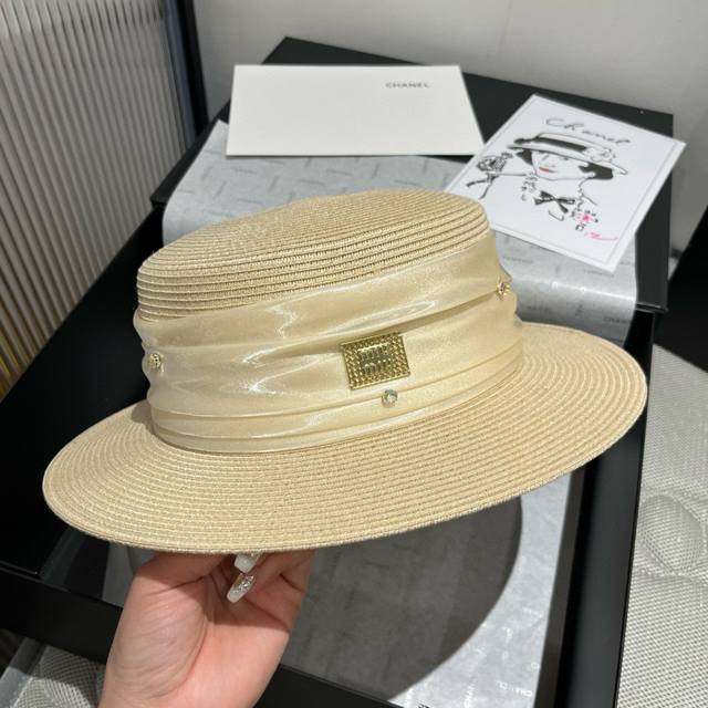 miumiu Miu Miu New Flat Top Hat High-Grade Pp Straw Fabric Head Circumference