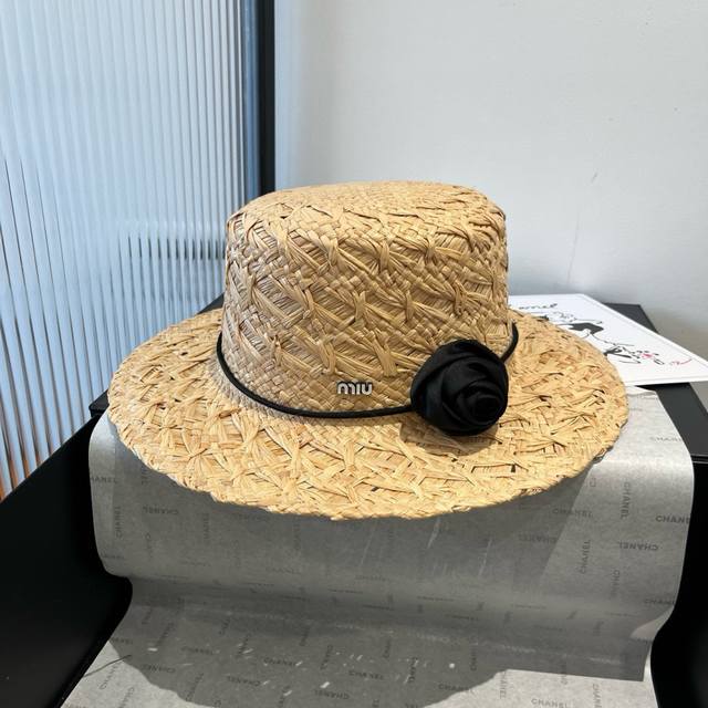 miumiu Miu Miu 25 Summer Flat Top Straw Hat Raffia Straw Hat Head Circumferen